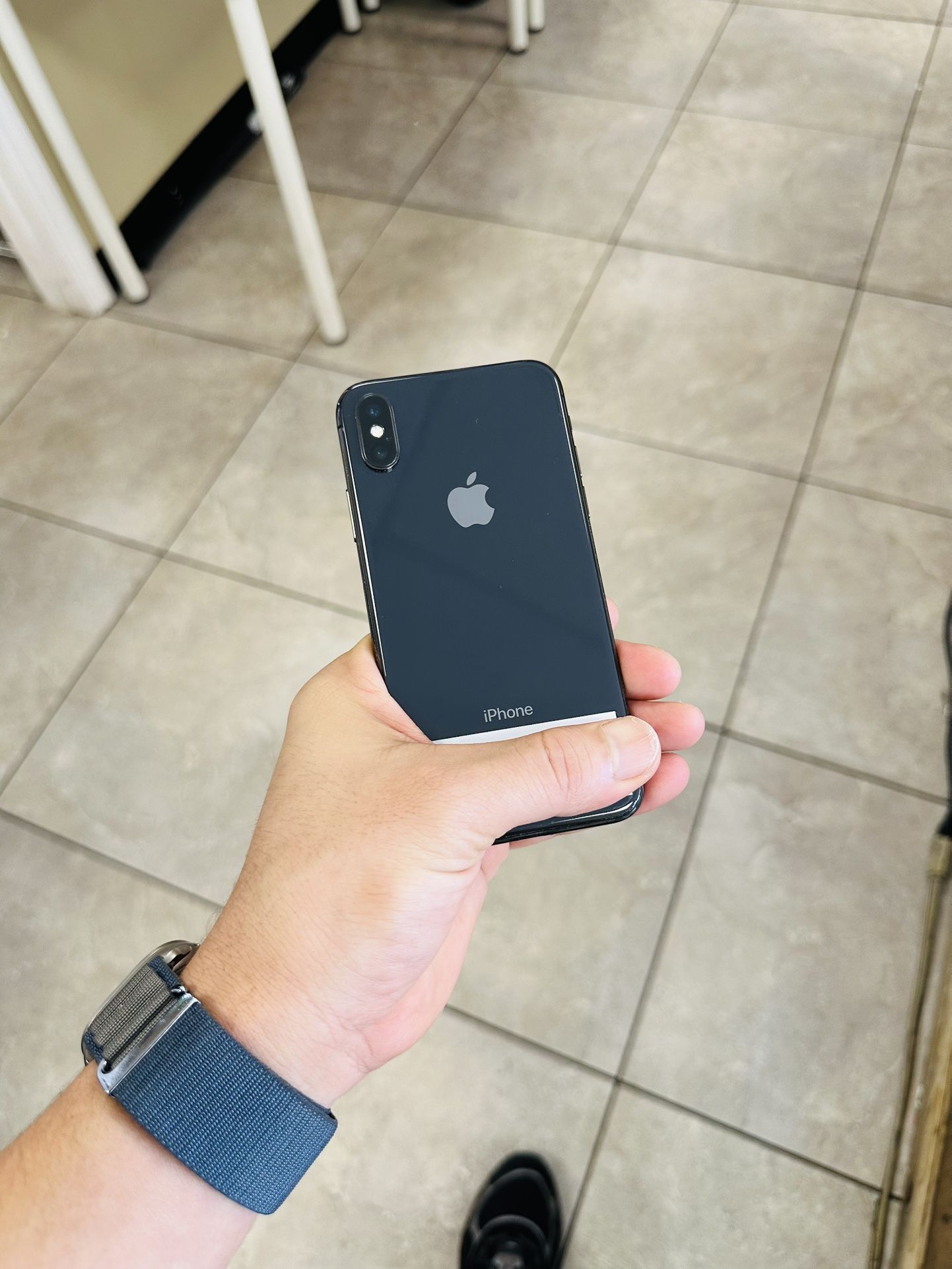 iPhone X Unlocked