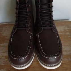 New Eddie Bauer Boots Size 8