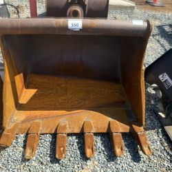 Excavator bucket, 47 inch