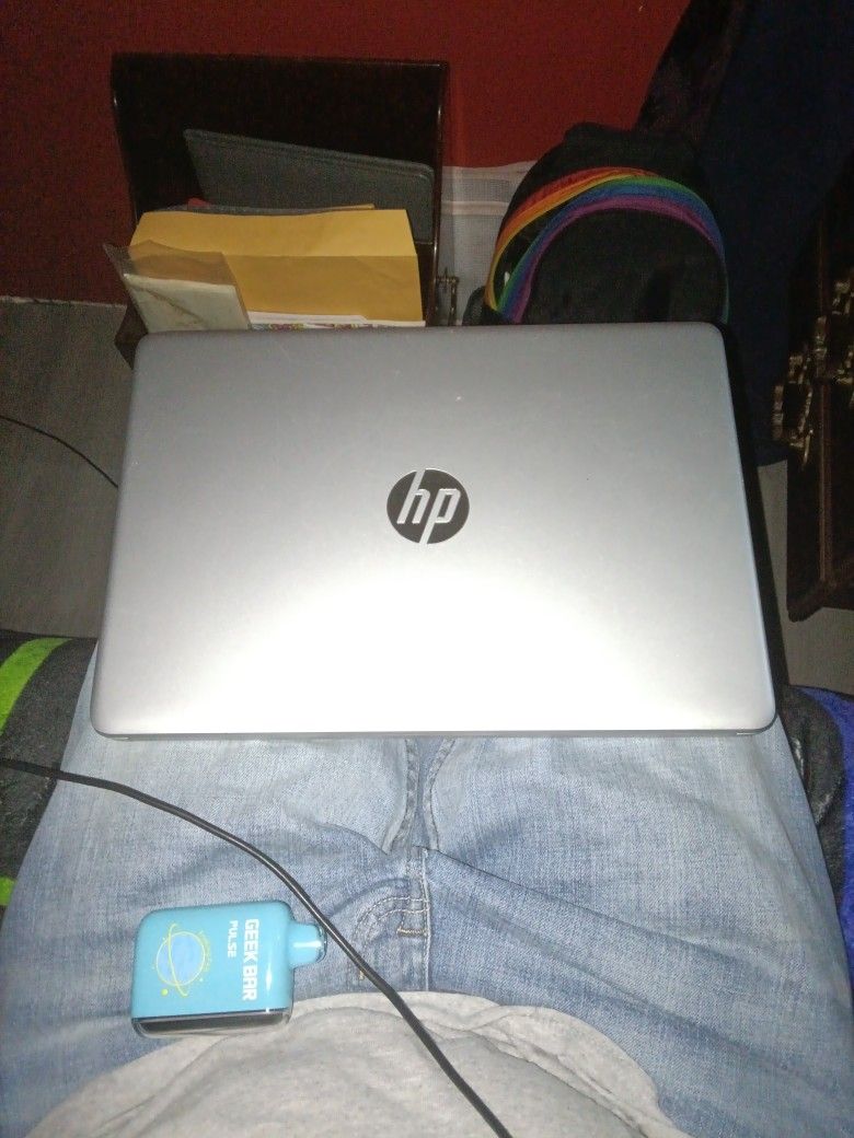 HP LAPTOP
