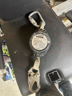 harness hook