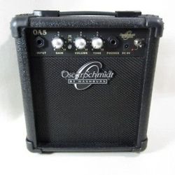 Rare Oscar Schmidt by Washburn OA5 Mini Practice Amplifier Battery Operated NOT TESTED