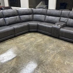 Living room sectional