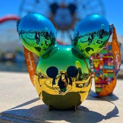 Disneyland Balloon Bucket 
