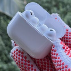 Authentic Apple AirPods Pro 3 Used Once Like New 