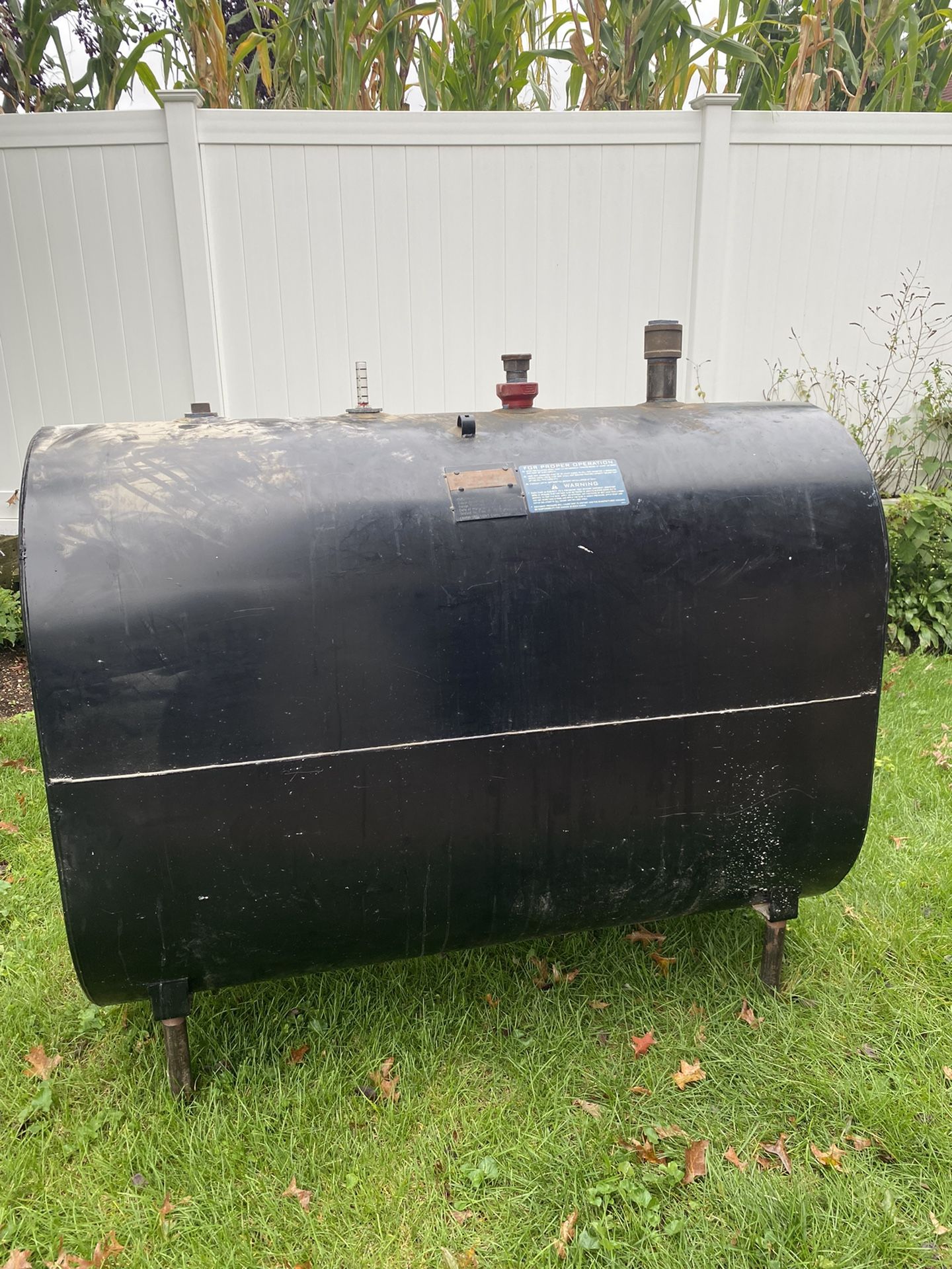 275 Gallon Oil Tank Barely Used in Great Condition