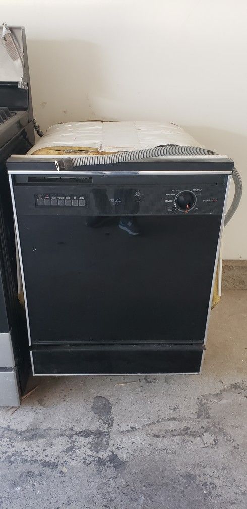 Whirlpool Dishwasher