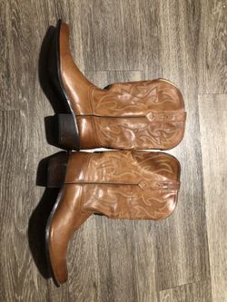 Cowboy/girl boots! Size 8 tan/brown
