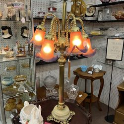 Vintage Art Nouveau Style Tulip Lamp