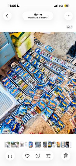 Hotwheels vintage and old. All in their packaging