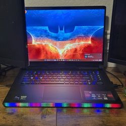 MSI RAIDER G78HX 240hz 64GB RTX4090