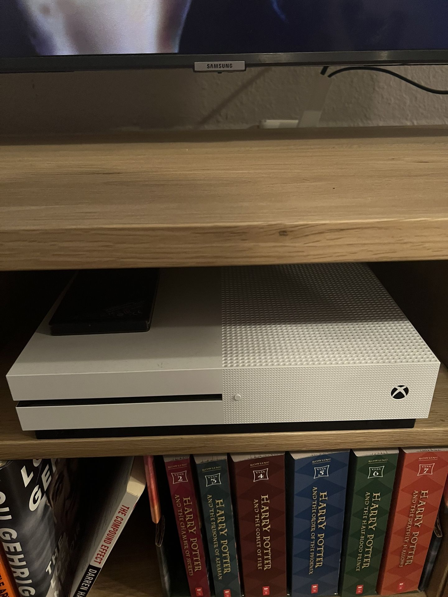 Xbox One with Extra Controllers