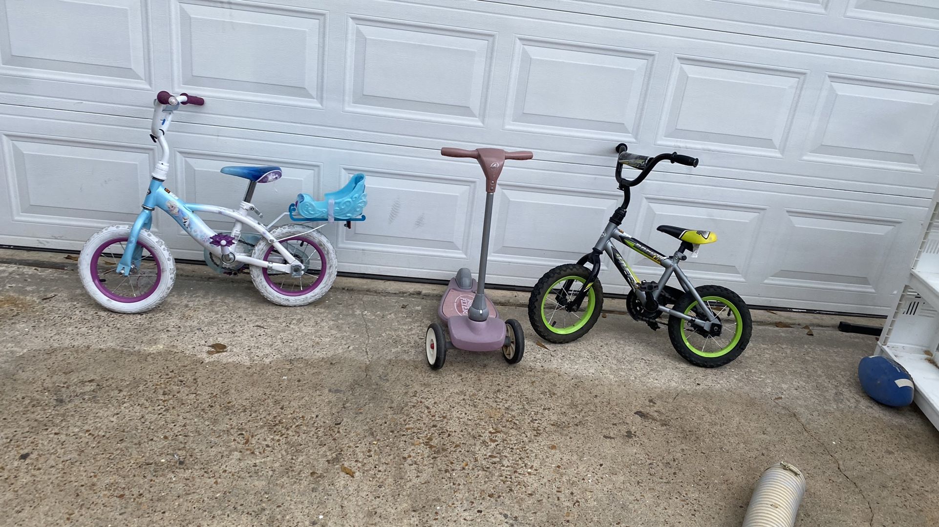Kids Bikes And Scooter $15 The Bikes Ans $8 Scooter