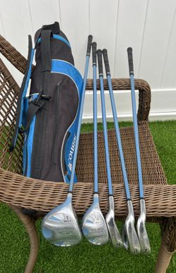 Aspire LADIES LEFT-HANDED X3 Speed Zone Ti-Comp Par 3 Golf Set with carrying Bag