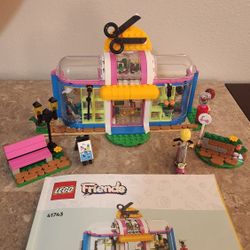 Lego Hair Salon. Complete With Instructions