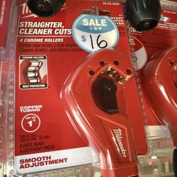 Milwaukee Pipe Cuter 