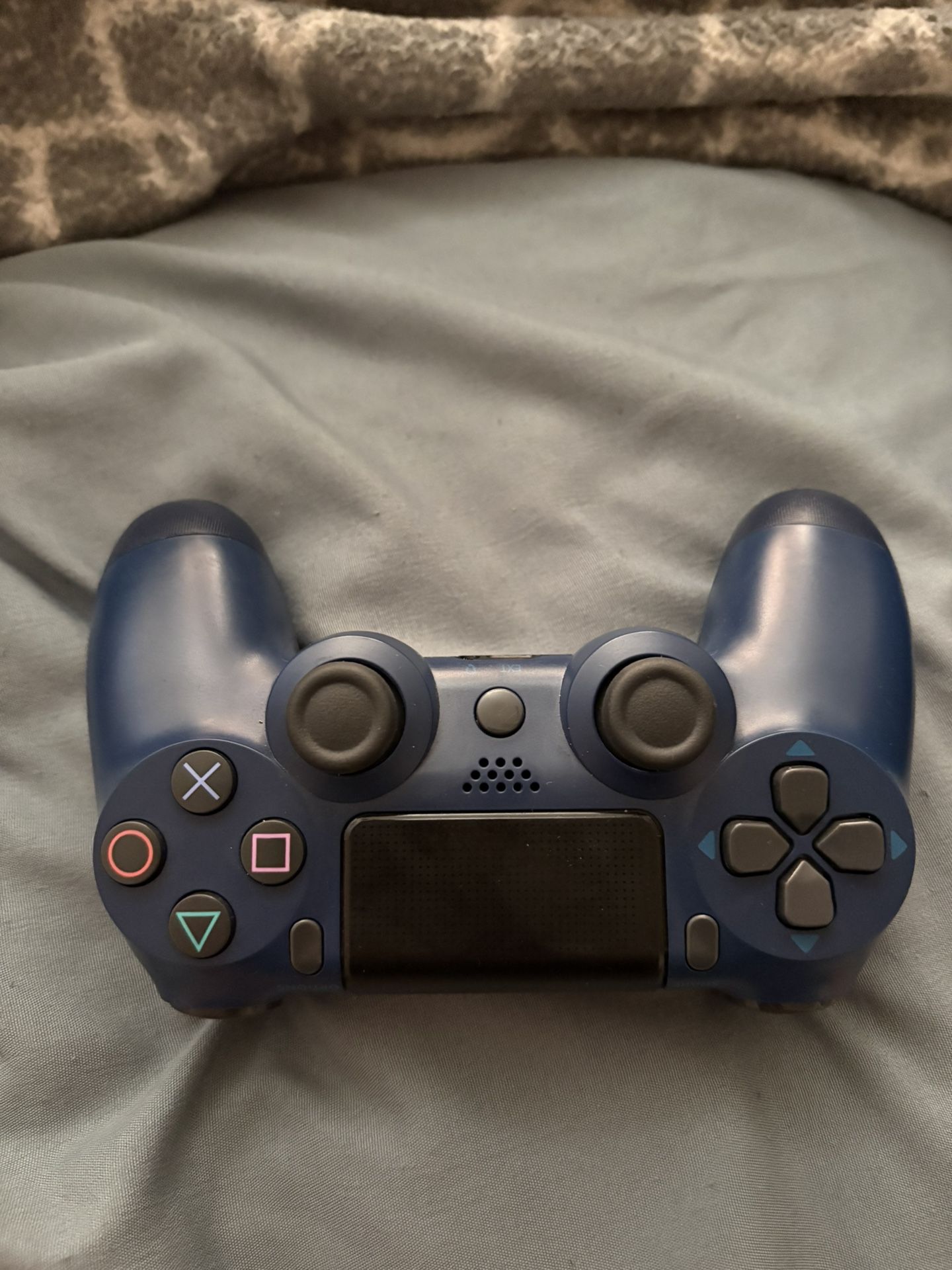 PS4 Controller