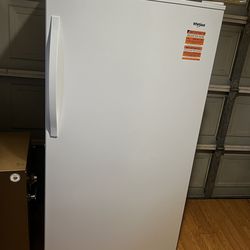Whirlpool Freezer With Temperature Adjustment