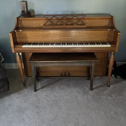 Piano - Kohler & Campbell