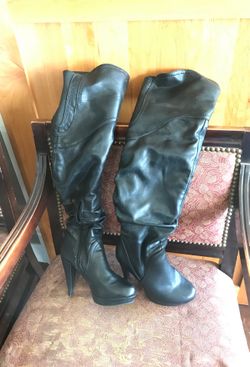 Black Boots Over the knee 4” Heels size 7