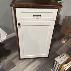 2 Bookshelf Side Tables 
