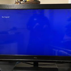 TCL 32” TV