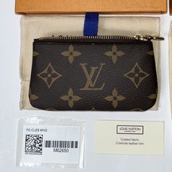 🌹 Louis Vuitton Key Pouch 🌹