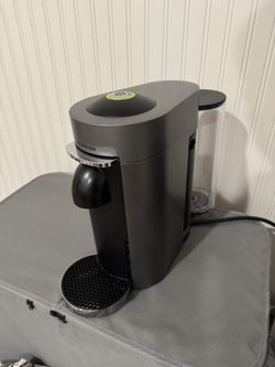 De'Longhi Nespresso VertuoPlus Deluxe