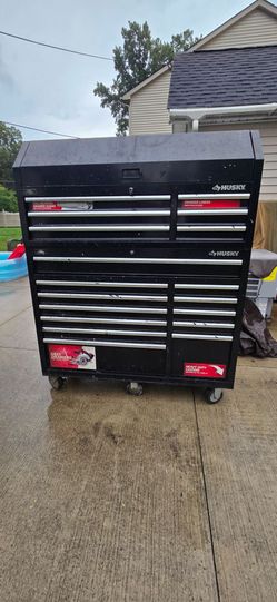 Tool Box husky with key