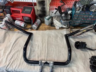 2005 street glide bars