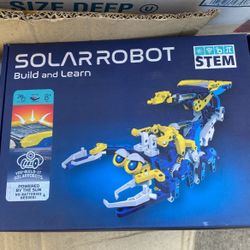 Solar Robot Built And Learn