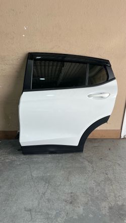 (647) 24-26 Buick Envista Left Rear Door 2024 2025 2026