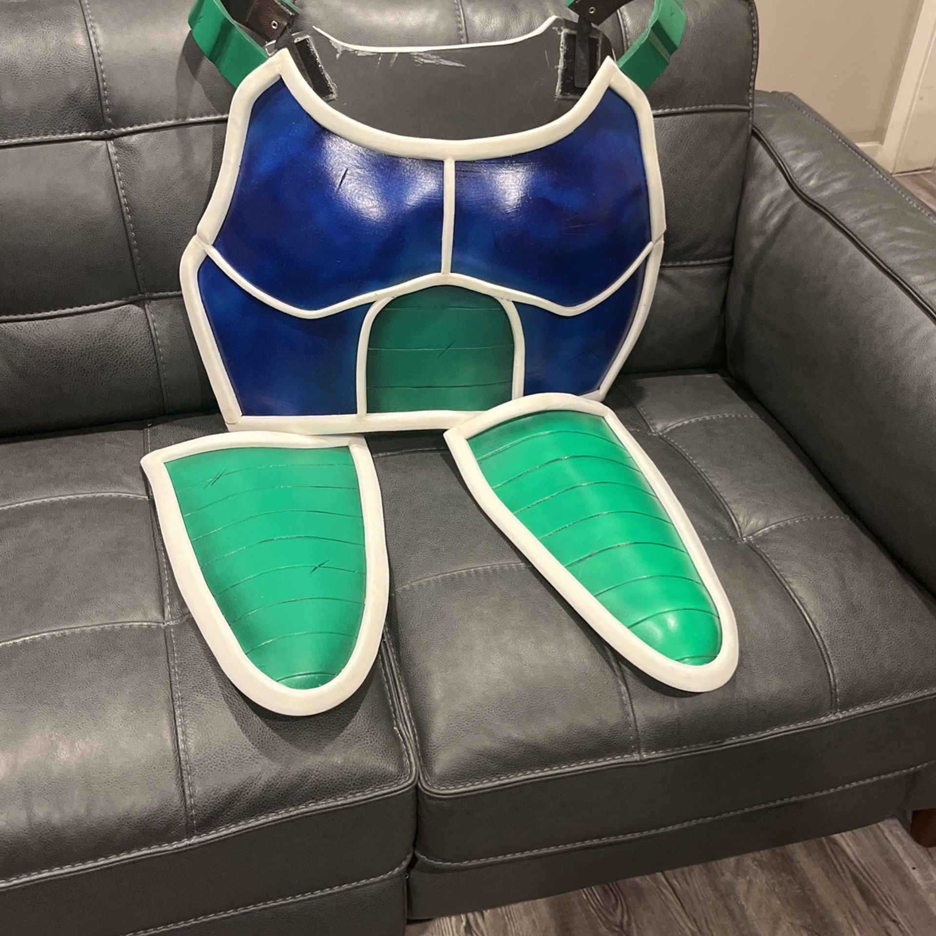 Italian Hand Make Bardock / Vegueta armor dragon ball Z