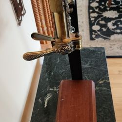 Reproduction Bar Top Wine Bottle Opener/Press