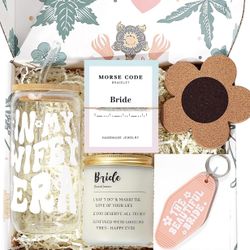 Bride To Be Gifts Box, Bridal Shower Gifts, Bachelorette Gifts For Bride, Wedding Gifts Engagement Gifts For Her, Bachelor Party Gifts Fiance Gifts Fo