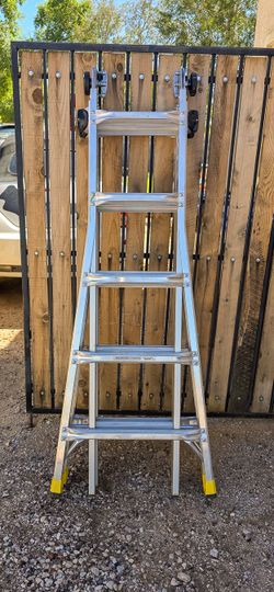 Ladder - Foldable -Guerrilla Brand" - 18'