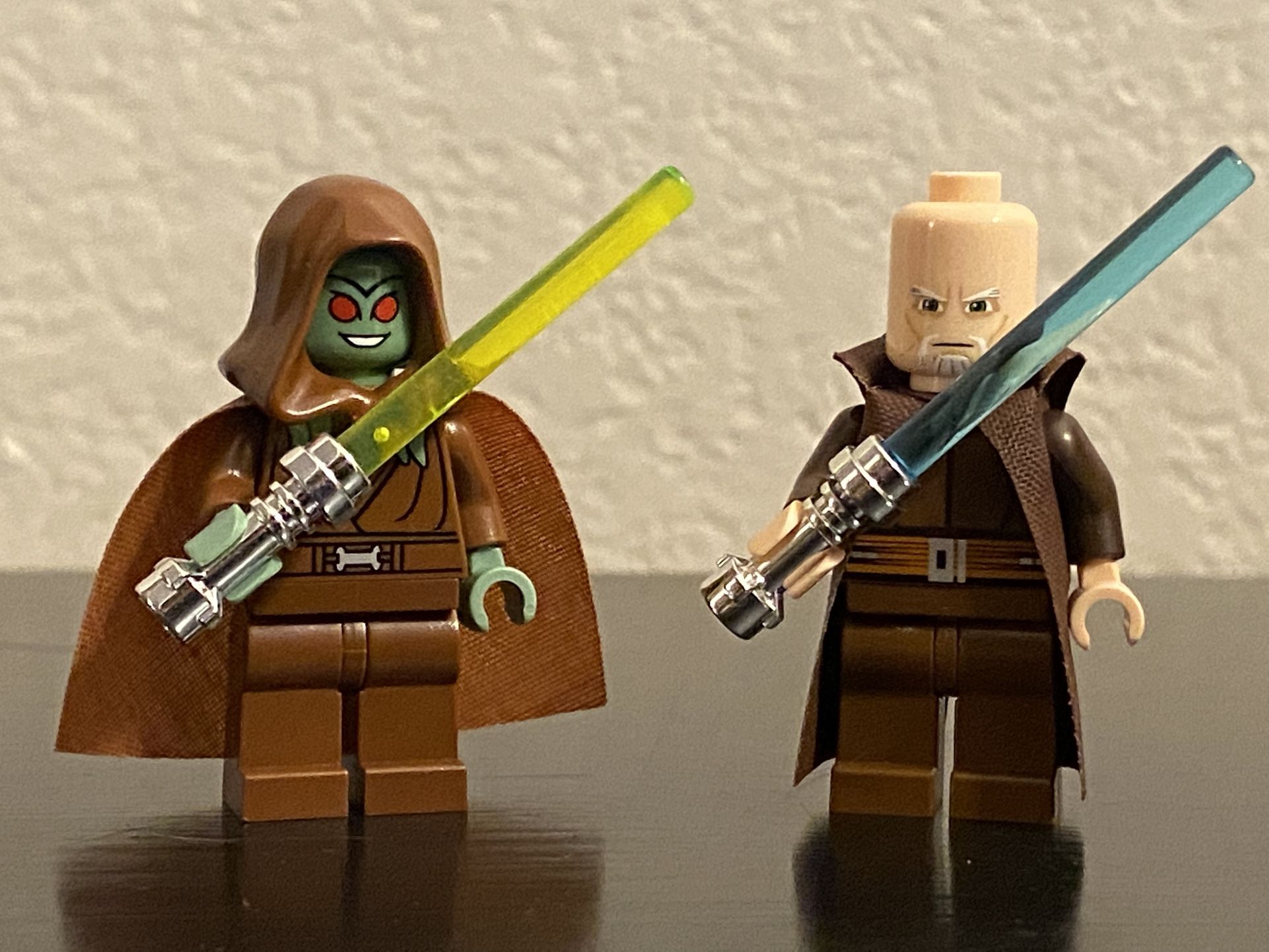 Christo Brown - Lego Ki Adi Mundi & Kit Fisto