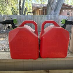 5 gallon gas cans
