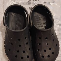 Black Crocs $20 Size 4 Kids