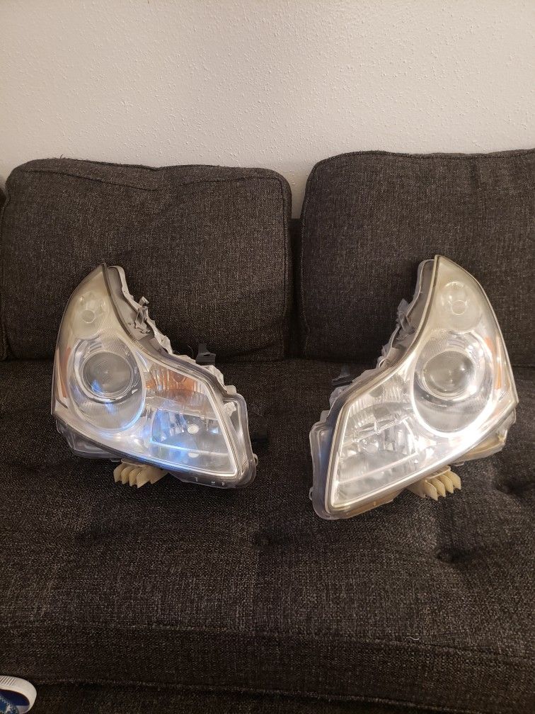 2008 Infiniti G35 Sedan Headlights