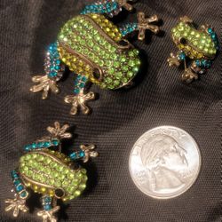 3 Frogs Off Park Collection 
