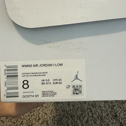 Woman’s Air Jordan Low 1