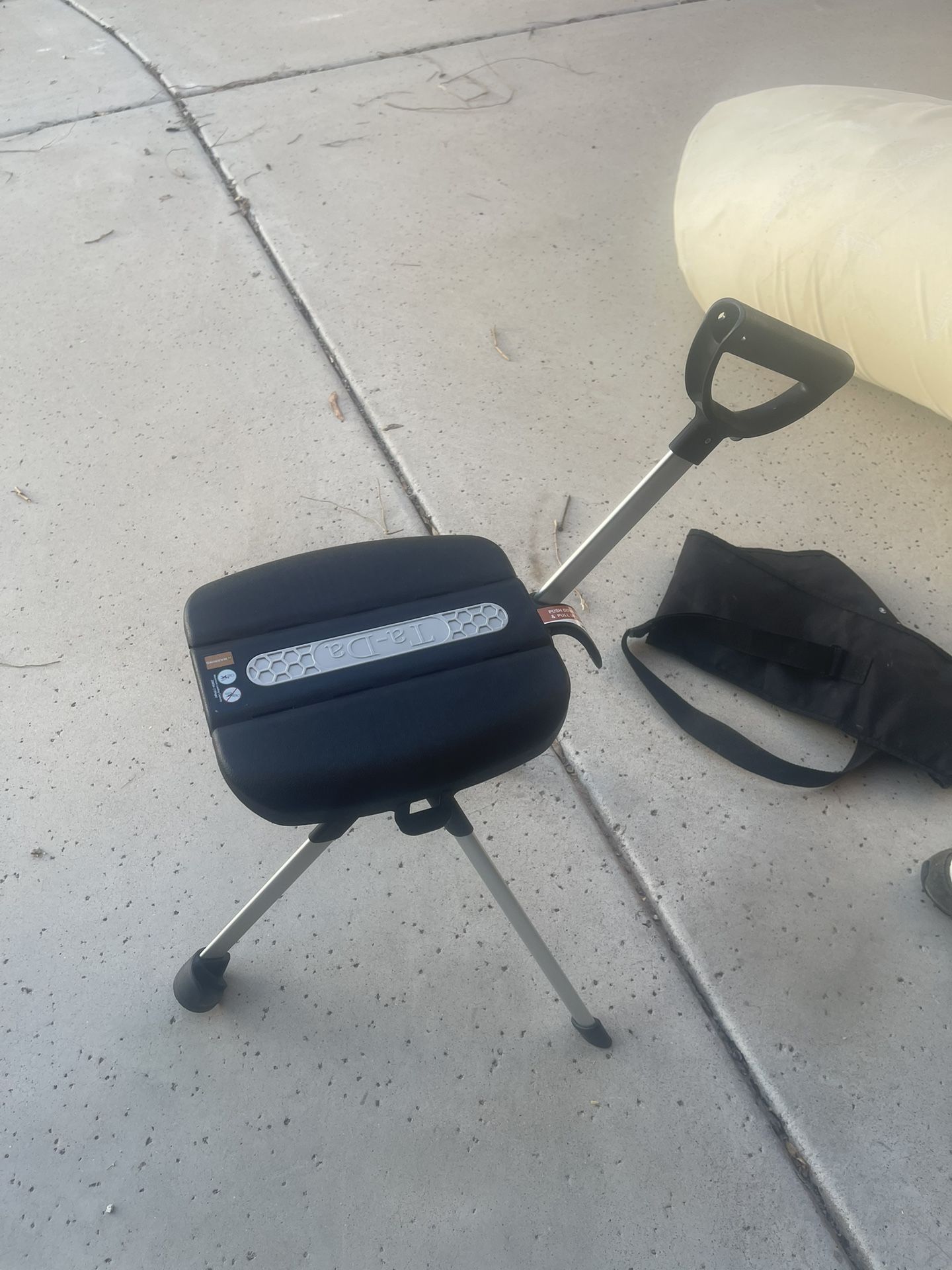 Ta-Da Portable Chair 