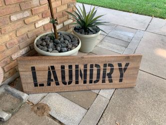 Laundry sign