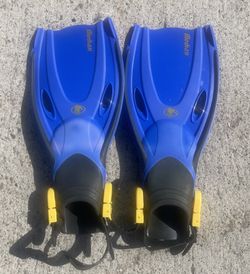 Body Glove Median snorkeling flippers fins L/XL 1-4