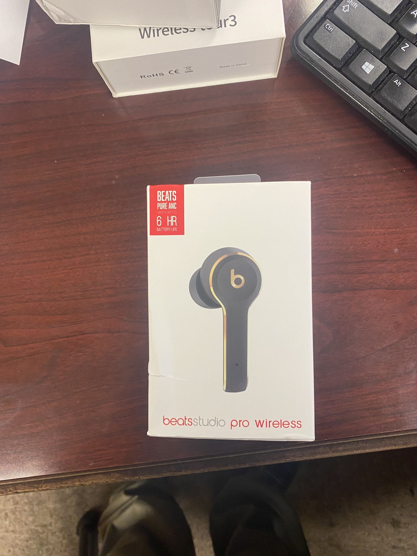 Beats Headphone Ear Bud NWT
