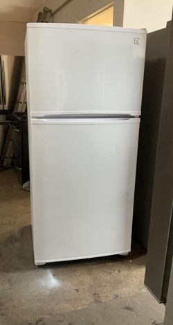 Kenmore Top Mount White Refrigerator
