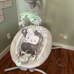 Fisher price Baby Swing