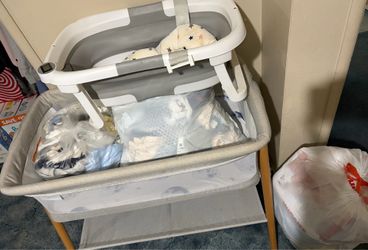 Baby boy clothes 0-3 months ( bassinet not for sale)