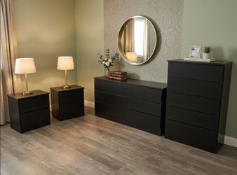 Dresser,  Chest And 2 Nightstands  - Cómoda,  Gavetero y 2 Mesitas de noche